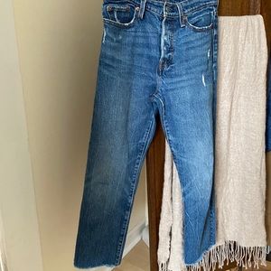 Levi’s high-rise cheeky cropped jean